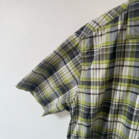 Kuhl Green Plain Ionik UPF 30 Short Sleeve Hiking Travel Button Down Shirt - Picture 6 of 8